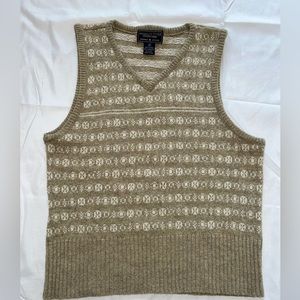 American Eagle Outfitters Patterned Men’s Vest- Medium